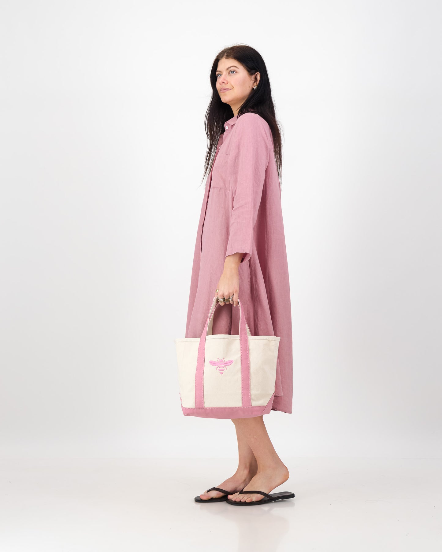 Icon Bee Canvas Basket