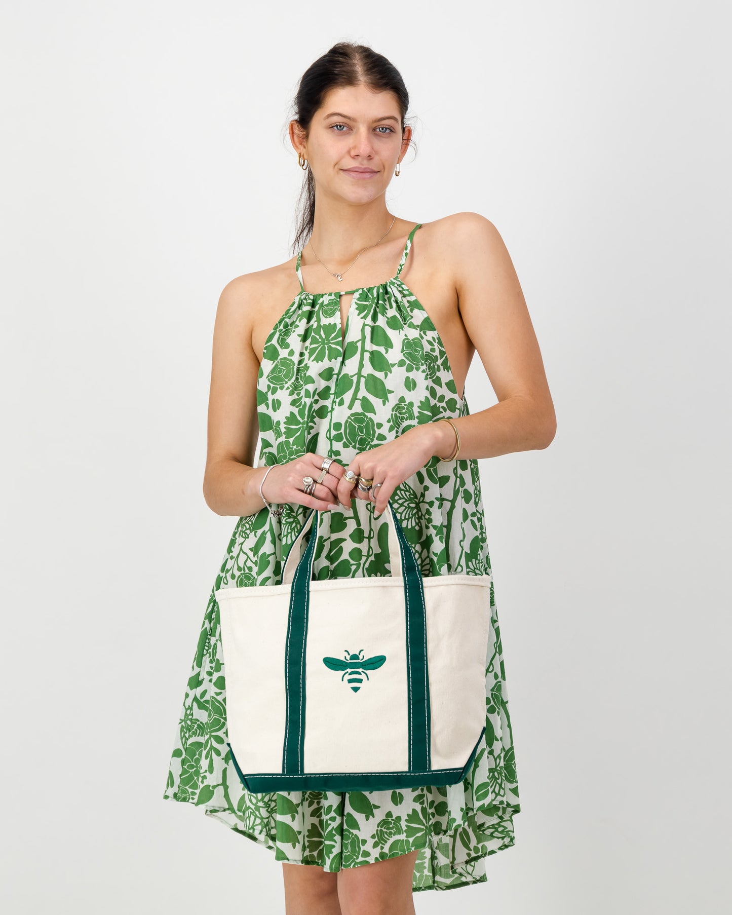 Icon Bee Canvas Basket